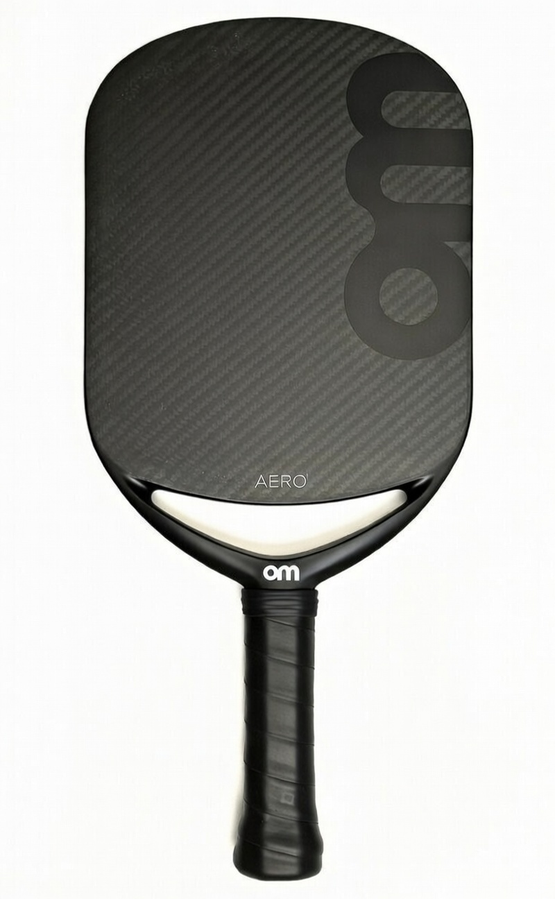 OM Aero¹ PRO + Performance Leather Case